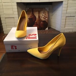 Lemon 🍋 Yellow High Heels